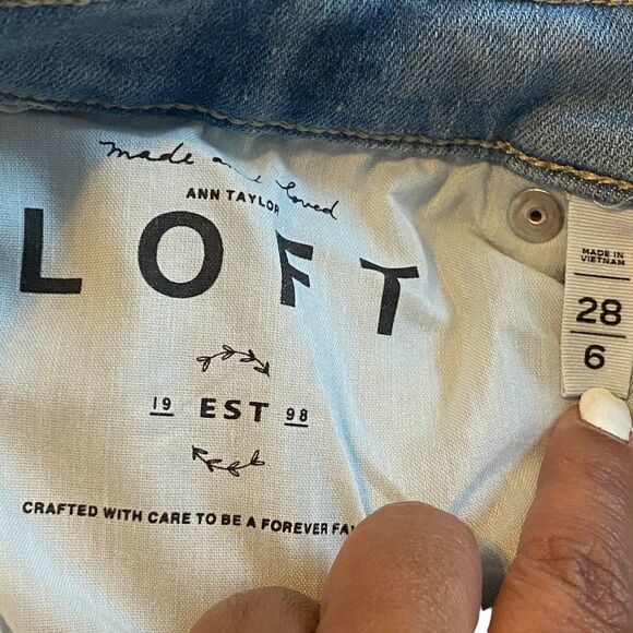 Loft Flower Blue Jeans Sz 28/6 - Picture 10 of 10